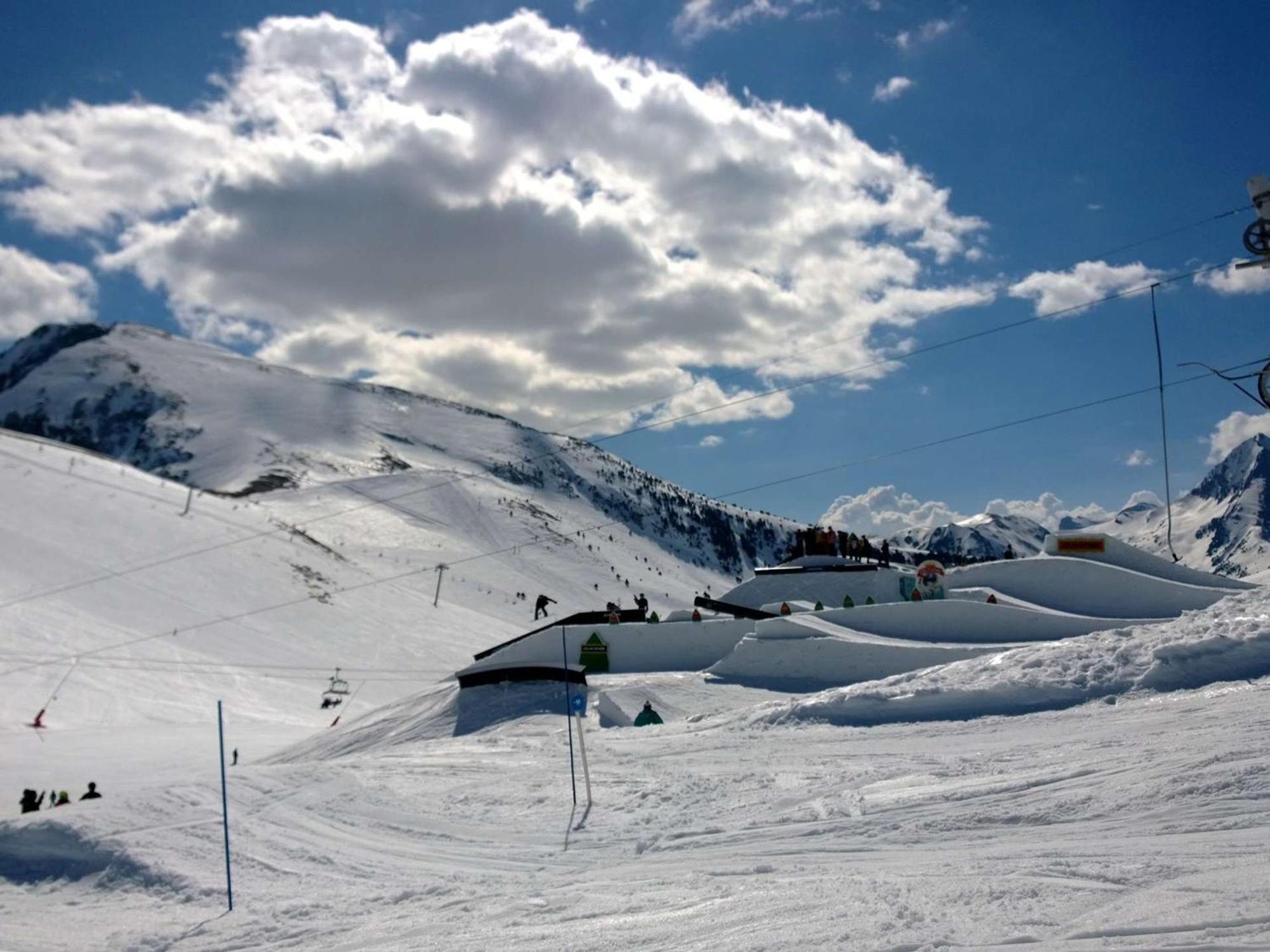 Charmant Studio Cabine 4 Pers. Avec Balcon, Proche Centre Et Thermes A Saint-Lary-Soulan - Fr-1-296-231 المظهر الخارجي الصورة